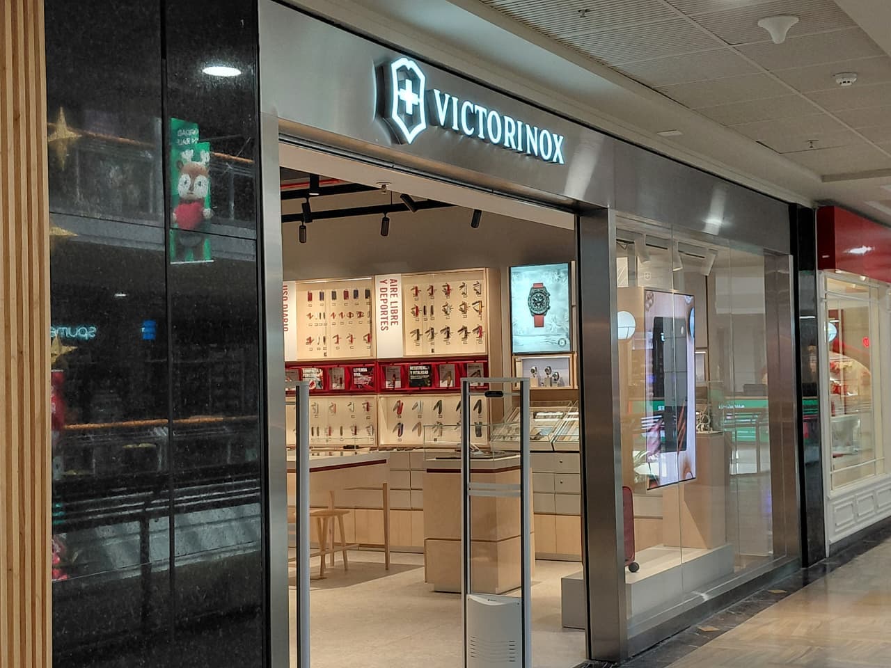 Victorinox
