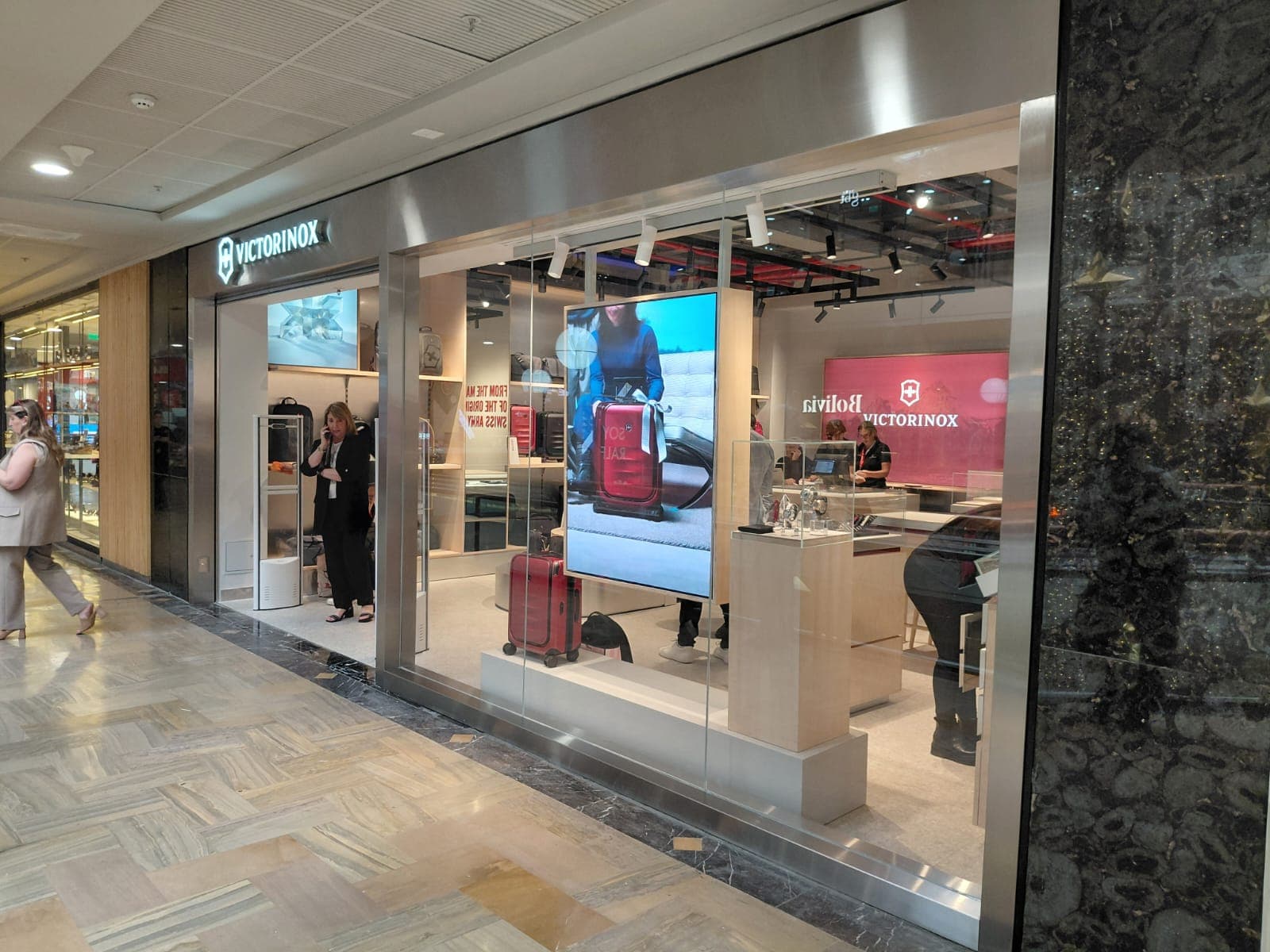 Victorinox