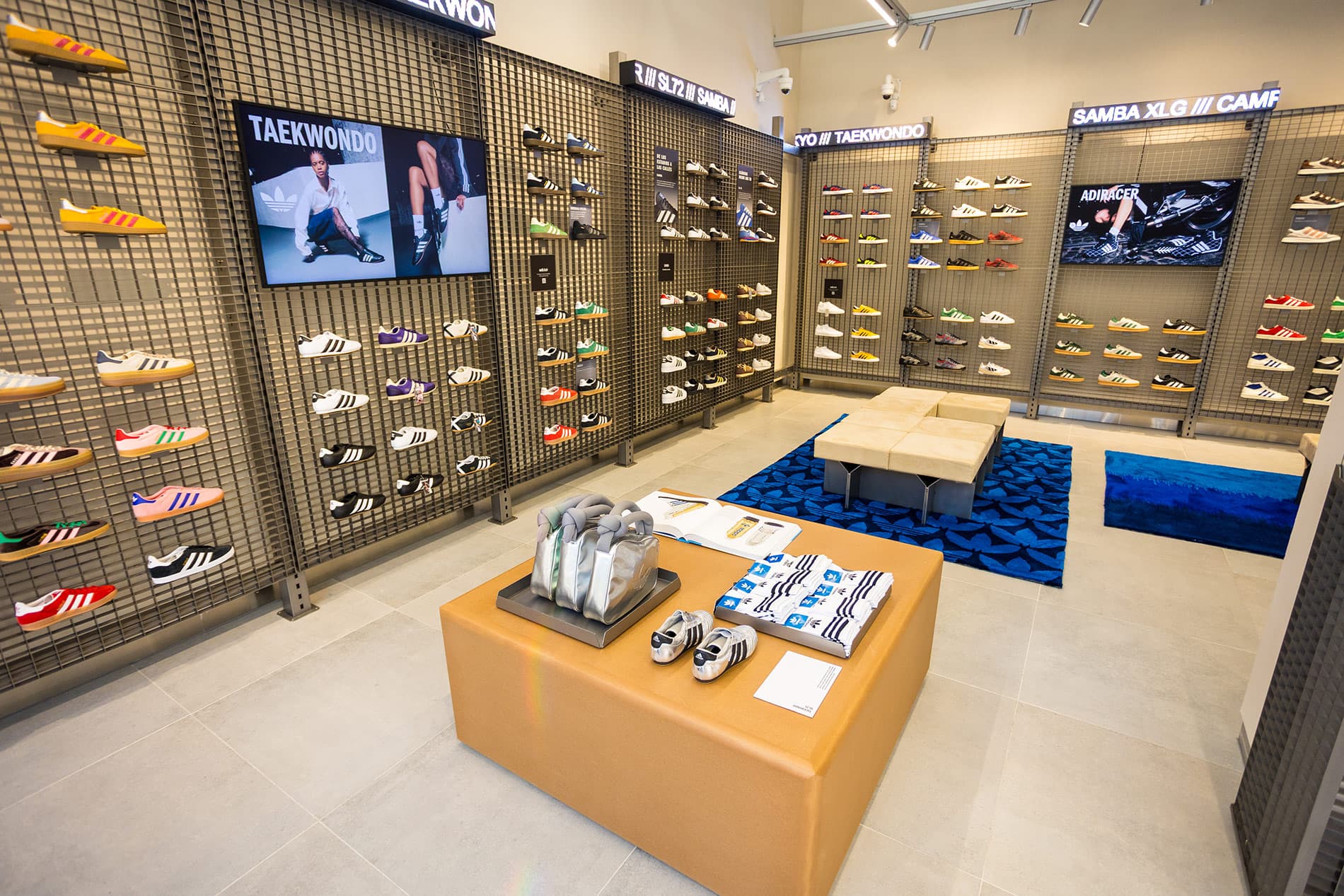 Vespucio Adidas
